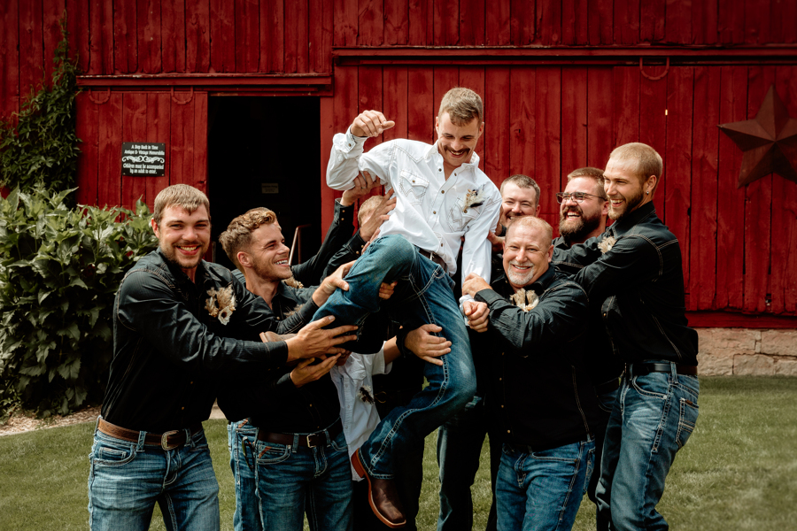 groom with groomsmen