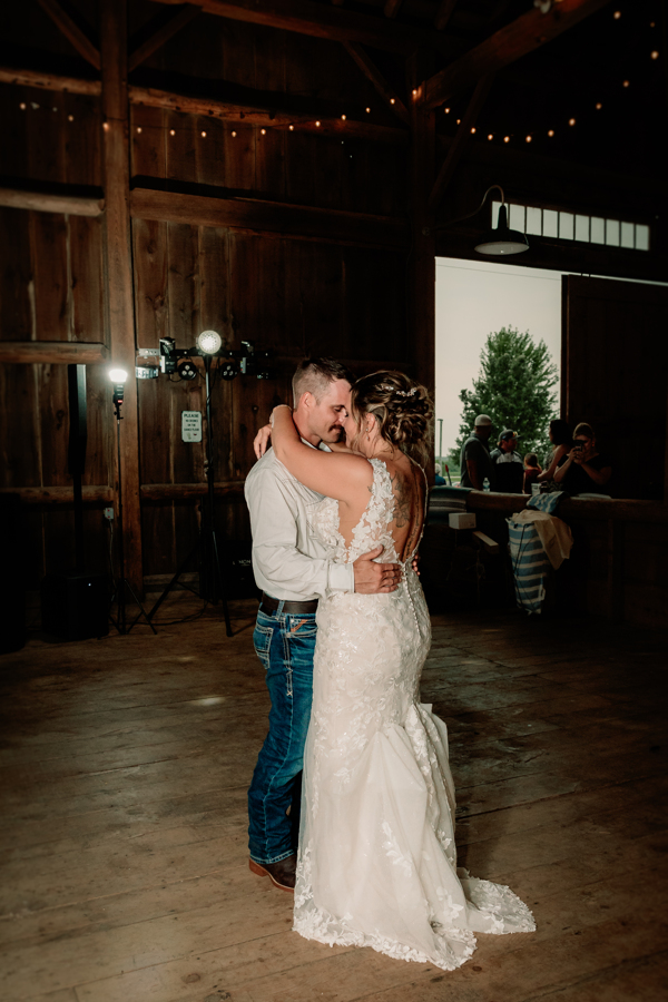 bride and groom first dance at Mulberry Lane Farms